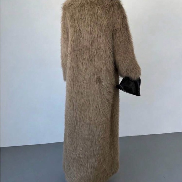 H&M Full-Length Faux Fur Teddy Coat - Tan - Picture 10 of 12
